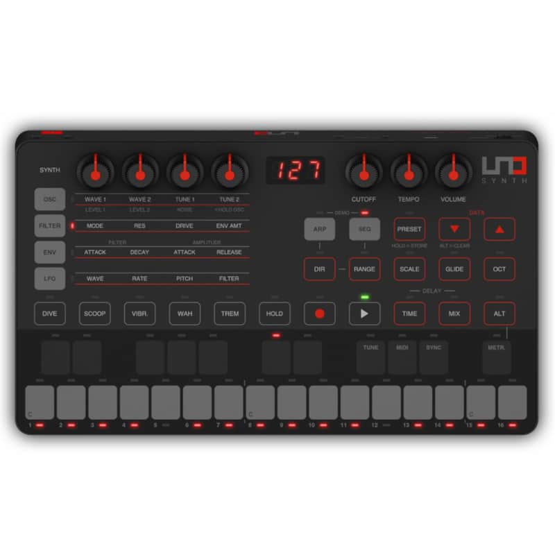 IK Multimedia UNO Synth